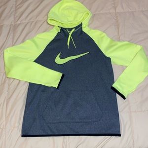 Nike Therma Fit woman hoodie sz M neon yellow
